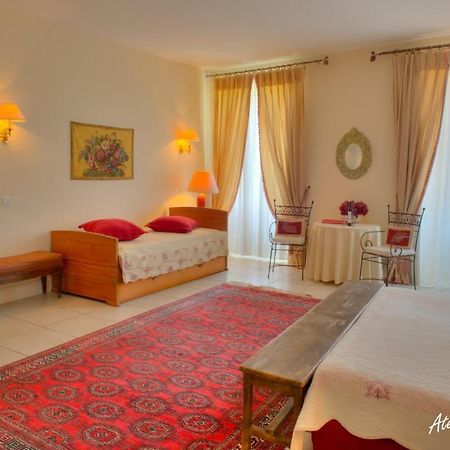 Hotel Le Castel du Mont Boisé Montboucher-sur-Jabron Esterno foto