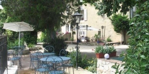 Hotel Le Castel du Mont Boisé Montboucher-sur-Jabron Esterno foto