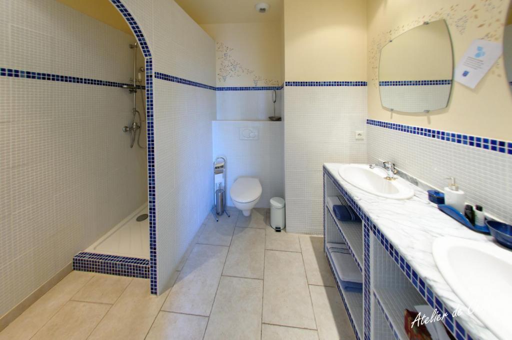 Hotel Le Castel du Mont Boisé Montboucher-sur-Jabron Esterno foto
