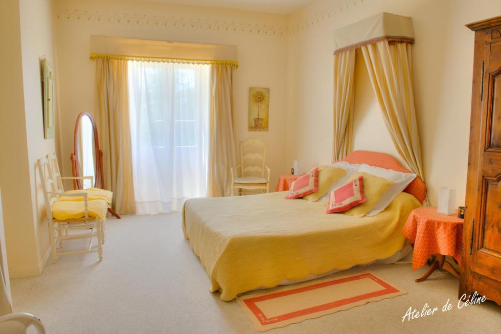 Hotel Le Castel du Mont Boisé Montboucher-sur-Jabron Esterno foto