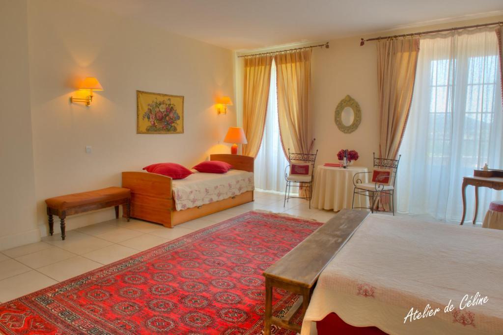 Hotel Le Castel du Mont Boisé Montboucher-sur-Jabron Esterno foto