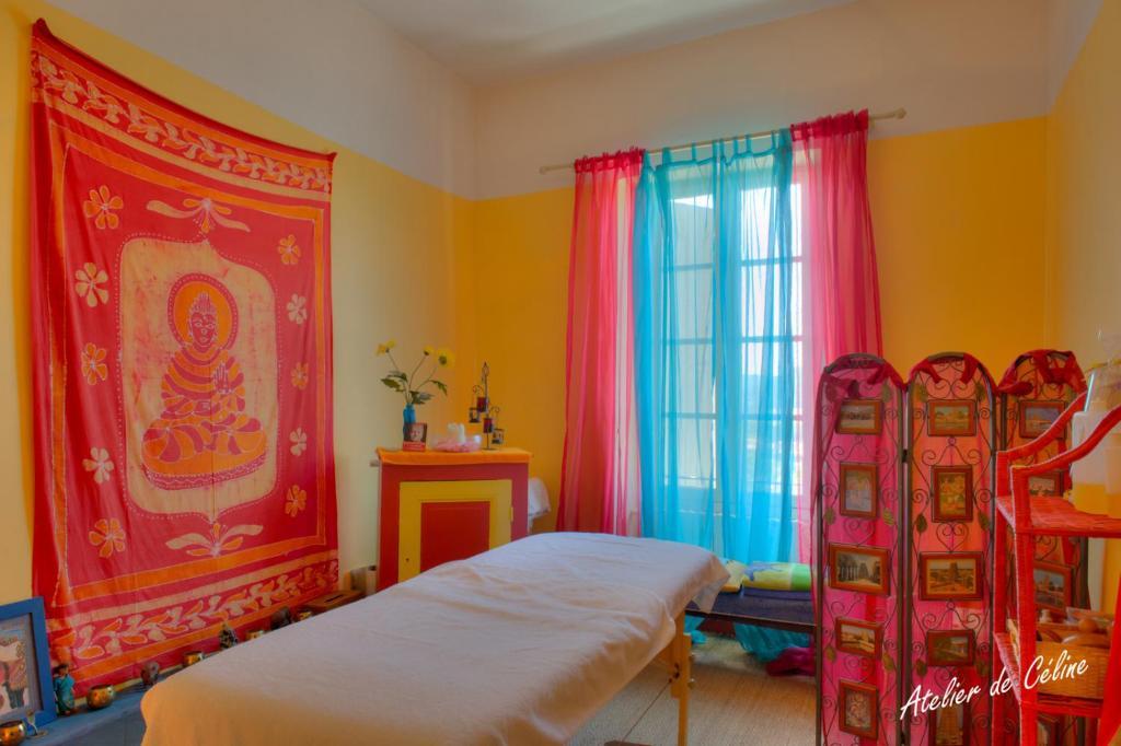 Hotel Le Castel du Mont Boisé Montboucher-sur-Jabron Esterno foto