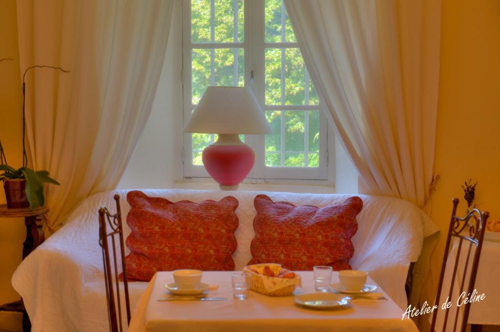 Hotel Le Castel du Mont Boisé Montboucher-sur-Jabron Esterno foto